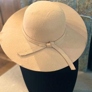 Women’s Hat